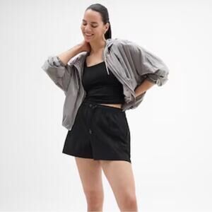 Athleta Midday Mid Rise Poplin Short Black Size XL